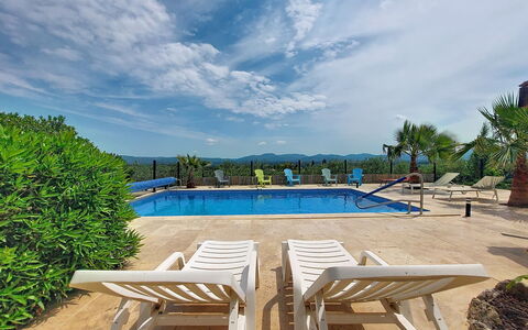 Les Lauriers Blancs: Piscine, Recours, Mobilier De Jardin, Eco Hôtel, Balancelle, Hôtel, Ville Resort, Parapluie