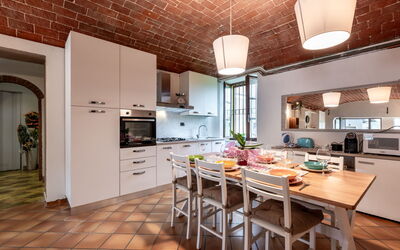 Logement:&nbsp;Viola 100.1