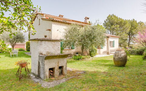La Palombière: Plante, Ciel, Propriété, Bâtiment, Fenêtre, Arbre, Lot Terre, Maison, Chalet, Paysage Naturel