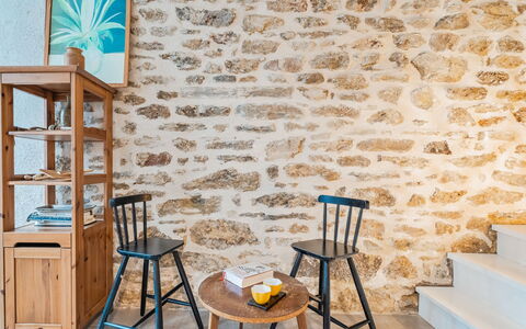 L'Annexe: Propriété, L'Eau, Ciel, Design Intérieur, Bâtiment, Piscine, Loisir, Ombre, Arbre, Condominium