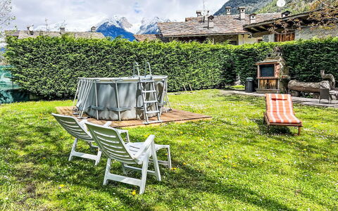 Maison Bonheur: Nuage, Ciel, L'Eau, Jour, Bleu Azur, Bleu, Arbre, Végétation, Cotiers Et Relief Océaniques, Montagne