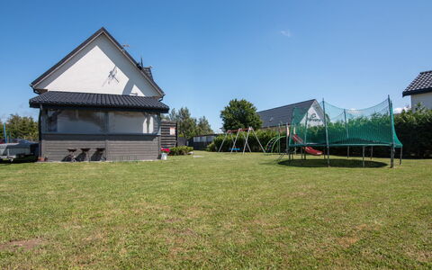 Nemo: Toit, Maison, Domicile, Pelouse, Lot Terre, Chalet, Ombre, Jardin, Arrière-Cour, Cour