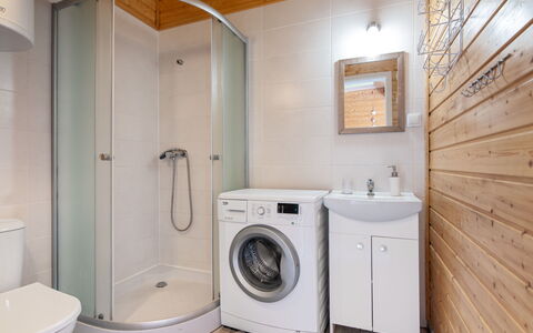 Nemo: Sol, Design Intérieur, Sol, Luminaire Plomberie, Bois, Évier, Plafond, Salle De Bains, Pièce, Lavabo