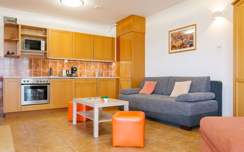 Logement:&nbsp;Charlie 101.1