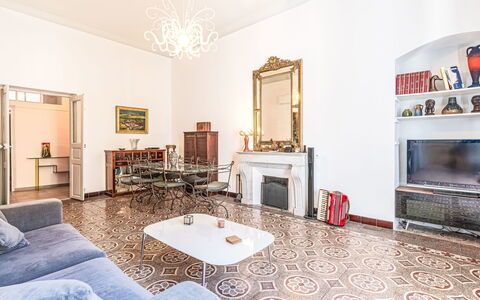 Casa Grandval: Meubles, Cadre, Bois, Décoration, Design Intérieur, Sol, Salon, Sol, Canapé, Bâtiment