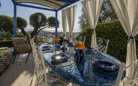 Villa Acquaro, Santa Caterina Dello Ionio, Pool, A: Meubles, Chaise, Table, Mobilier De Jardin, Tableau De Plein Air, Nappe De Table, Jardin, Ombre, Table Cuisine Et Salle A Manger, Recours