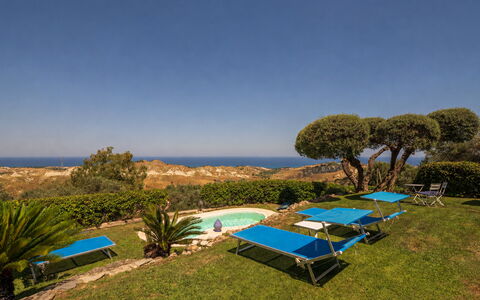 Villa Acquaro, Santa Caterina Dello Ionio, Pool, A: Bleu, Arbuste, Paysage, Piscine, Recours, Mobilier De Jardin, Jardin, Aménagement Paysager, Ombre, Eco Hôtel