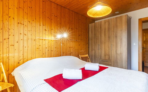 Pavillons a: Propriété, Meubles, Confort, Textile, Design Intérieur, Bois, Sol, Immobilier, Bâtiment, Teintes Et Ombres