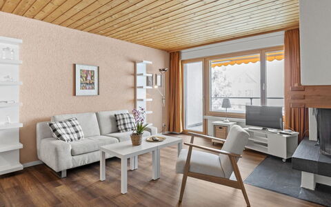 Triangel C Rautenberg: Neige, Bâtiment, Fenêtre, Gelé, Maison, Pente, Immobilier, Bois, Géologique Phénomène, Arbre