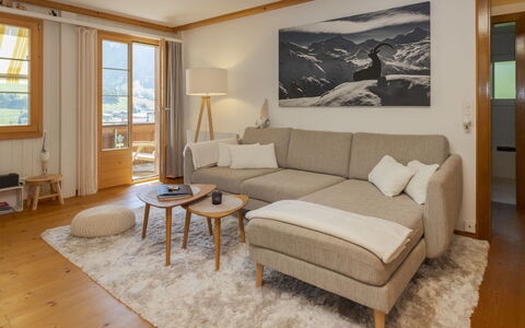 Chalet Anita: Meubles, Bois, Design Intérieur, Canapé, Sol, Salon, Sol, Appartement, Domicile, Pièce