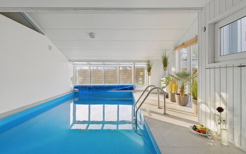 Maritha - 400M from the Sea: Sol, Piscine, Sol, Design Intérieur, Composite, Recours, Plafond, Eco Hôtel, Conception, Plante D'Appartement