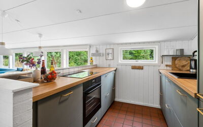 Maritha - 400M from the Sea