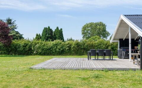 Guthmund - 400M from the Sea: Meubles, Design Intérieur, Sol, Sol, Plafond, Pièce, Chaise, Table, Appartement, Table Cuisine Et Salle A Manger