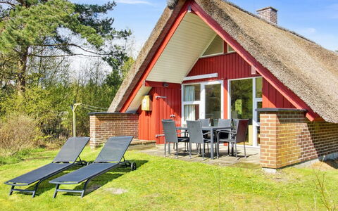 Efimija - 1.4Km from the Sea: À Déchaumer