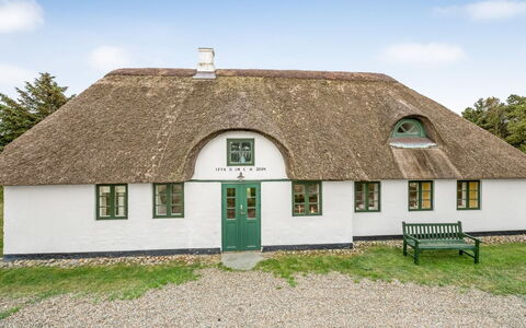 Wandrath - 2Km from the Sea: Maison, Toit, Domicile, Chalet, Cabanon, Batiments Jardin, Siding, Cour, Cabane En Rondins, Cabane