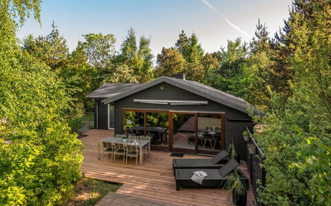 Hilde - 350M to the Fjord: Bois, Toit, Architecture, Domicile, Maison, Chalet, Siding, Dur, Pente, Biens
