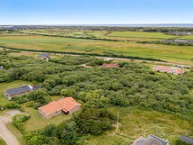 Dorithea - 1.3Km from the Sea