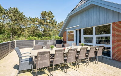 Aage - 1.7Km from the Sea
