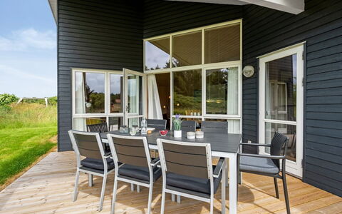 Aurelie - from the Sea: Meubles, Design Intérieur, Sol, Sol, Plafond, Pièce, Chaise, Table, Appartement, Table Cuisine Et Salle A Manger