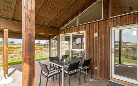 Hughe - 200M from the Sea: 