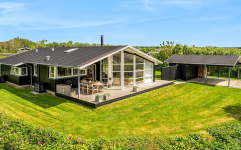 Gedda - from the Sea: Bleu, Arbuste, Chalet, Couverture De Sol, Jardin, Biens, Ombre, Aménagement Paysager, Ferme, Eco Hôtel