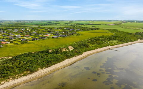 Gedda - from the Sea: Bleu, Arbuste, Chalet, Couverture De Sol, Jardin, Biens, Ombre, Aménagement Paysager, Ferme, Eco Hôtel