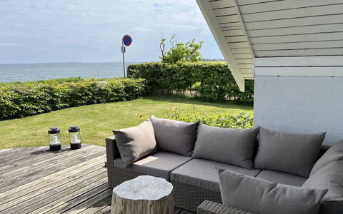Jolanta - 20M from the Sea: Bois, Domicile, Porche, Plate-Forme, Dur, Toit, Tache De Bois, Parquet, Eco Hôtel