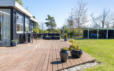 Ønd - 600M from the Sea: Meubles, Design Intérieur, Sol, Sol, Plafond, Pièce, Chaise, Table, Appartement, Table Cuisine Et Salle A Manger