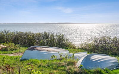 Asel - 25M from the Sea