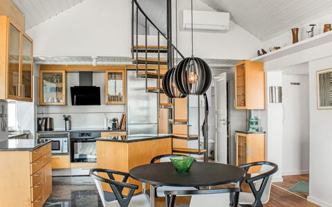 Michel - 25M from the Sea: Meubles, Design Intérieur, Bois, Sol, Plafond, Cuisine, Éclairage, Chaise, Luminaire, Sol