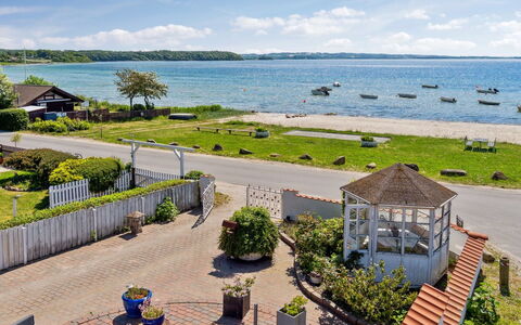 Michel - 25M from the Sea