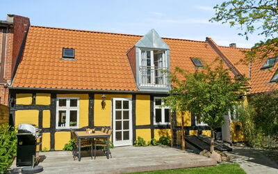 Franke - 3.5Km from the Sea
