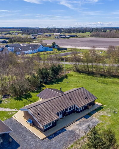 Anastaja - 550M from the Sea