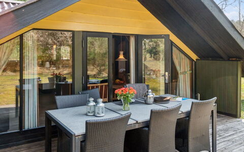 Ajla - 500M from the Sea: Meubles, Design Intérieur, Sol, Sol, Plafond, Pièce, Chaise, Table, Appartement, Table Cuisine Et Salle A Manger
