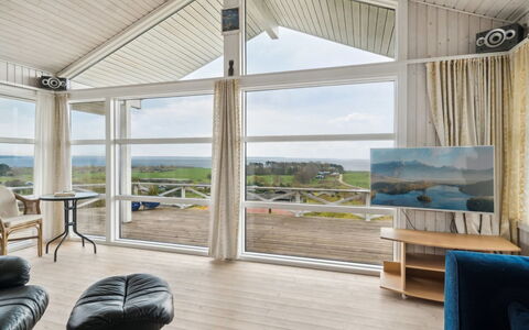 Gjuro - 800M from the Sea: Bois, Toit, Architecture, Domicile, Maison, Chalet, Siding, Dur, Pente, Biens