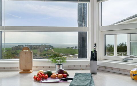 Gjuro - 800M from the Sea: Bois, Toit, Architecture, Domicile, Maison, Chalet, Siding, Dur, Pente, Biens