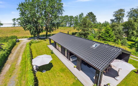 Huldrik - 100M from the Sea: Toit, Chalet, Biens, Ferme, Batiments Jardin, Aménagement Paysager, Siding