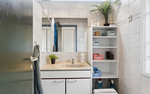 Zekine - 200M from the Sea: Luminaire Plomberie, Mur, Design Intérieur, Évier, Armoire De Toilette, Sol, Cabinetry, Salle De Bains, Lavabo, Sol