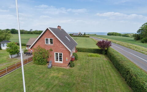Hildulf - 1Km from the Sea: Bois, Toit, Architecture, Domicile, Maison, Chalet, Siding, Dur, Pente, Biens