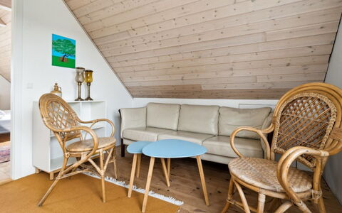 Hildulf - 1Km from the Sea: Bois, Toit, Architecture, Domicile, Maison, Chalet, Siding, Dur, Pente, Biens