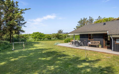 Everd - 300M from the Sea: Herbe, Prairie, Paysage, Écorégion, Plaine, Communauté Des Plantes, Lot Terre, Mobilier De Jardin, Prairie, Formations Arbustives