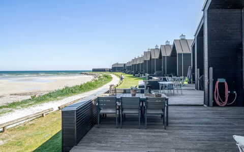 Eleanore - 25M from the Sea: Bois, Domicile, Porche, Plate-Forme, Dur, Toit, Tache De Bois, Parquet, Eco Hôtel