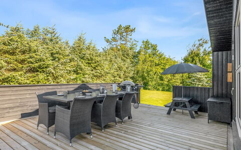 Ema - 1.9Km from the Sea: Bois, Toit, Architecture, Domicile, Maison, Chalet, Siding, Dur, Pente, Biens
