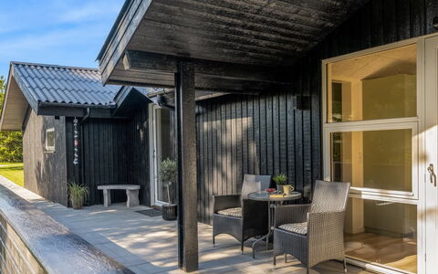 Ema - 1.9Km from the Sea: Bois, Toit, Architecture, Domicile, Maison, Chalet, Siding, Dur, Pente, Biens