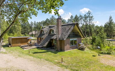 Kersta - 3.3Km from the Sea