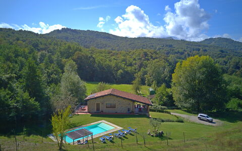 Casetta Verde: Nuage, Ciel, Plante, Montagne, Propriété, Écorégion, Paysage Naturel, Arbre, Environnement Naturel, Montagnes