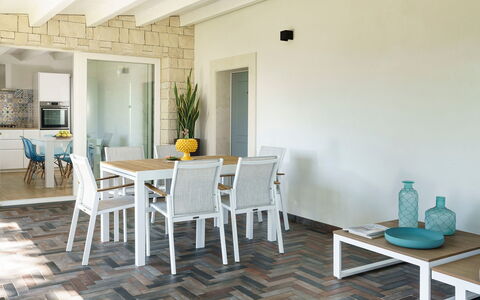 Villa Plemmirio: Table, Meubles, Plante, Chaise, Bâtiment, Bois, Plante D'Appartement, Sol, Sol, Salon