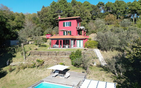 Villa Di Confine: Plante, Bâtiment, Propriété, Fenêtre, Ciel, La Nature, Arbre, Maison, Lot Terre, Loisir