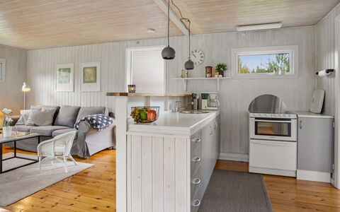 Bosse - from the Sea: Cuisine, Appareil De Cuisine, Sol, Principaux Appliance, Bois, Design Intérieur, Électroménager, Meubles, Comptoir, Plafond