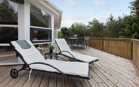 Ingwin - from the Sea: Maison, Toit, Domicile, Chalet, Cabanon, Batiments Jardin, Siding, Cour, Cabane En Rondins, Cabane